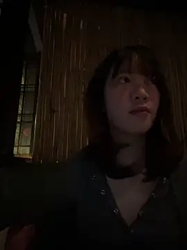 Chat +18 de littleqiu ao vivo