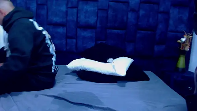 Онлайн чат XXX GroupNoLimits