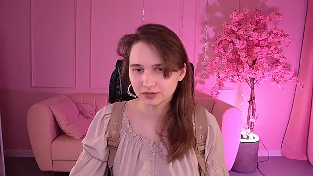 TessaMill Adlı Modelin Canlı XXX Sohbeti