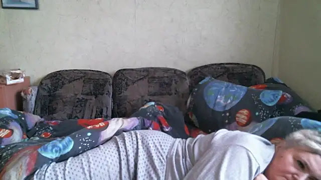 Chat +18 de Lana555 ao vivo