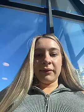 Show de SashaCatt na webcam