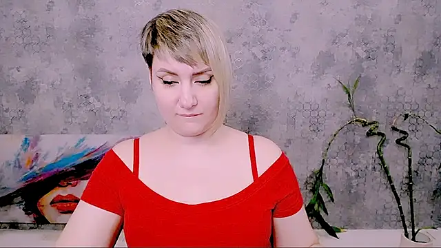 Djullia: онлайн-секс-чат