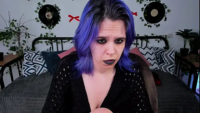 LiraBelle Adlı Modelin Canlı XXX Sohbeti