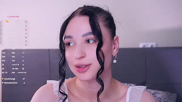 Chat XXX en directo de ZofiaSoshnik