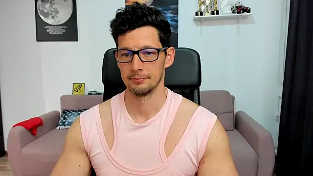 BrutusK08 – webcam-show