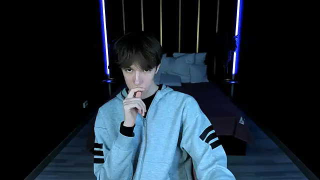 Show modela MarkBranston na web-kameri