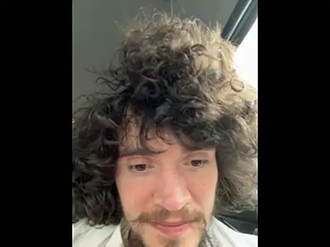 Teddy4420 在線直播表演