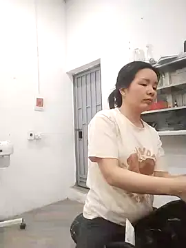 Ivy_Trix2 现场XXX聊天