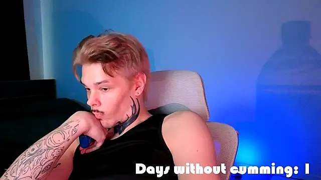 DENIS_HERE Live XXX Chat