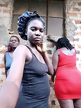 holygrail001 Webcam show