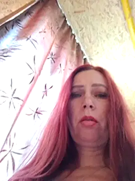 HoneyMILF Adlı Modelin Canlı XXX Sohbeti