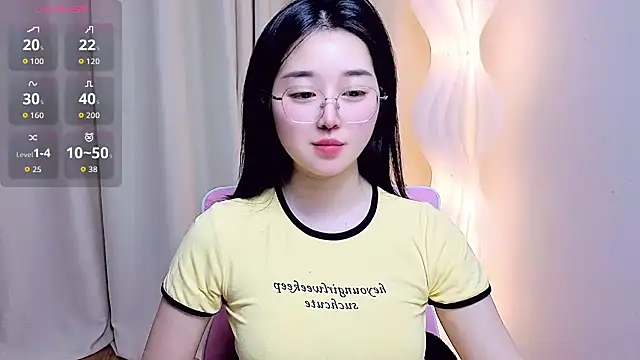 Miu-999 Chat XXX live