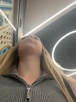 Chat +18 de SashaCatt ao vivo