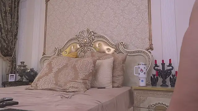 DianaPhoenix: απευθείας συνομιλία ΧΧΧ