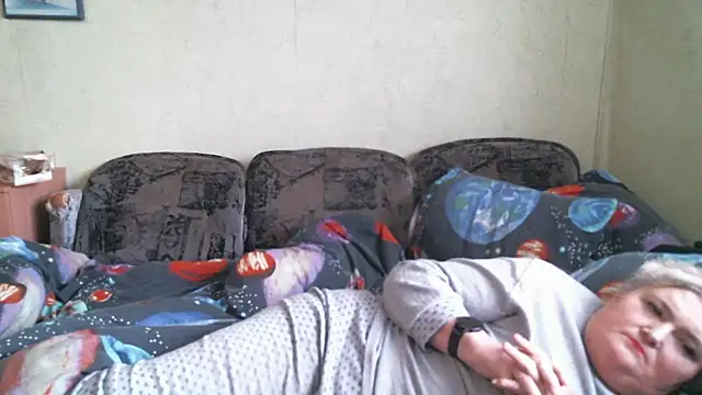 Lana555 即時 XXX 聊天