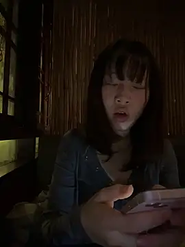 littleqiu Chat XXX live