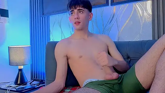 Webkamerová show demian_hot99