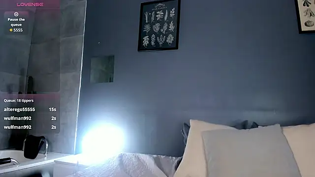 Chat +18 de Charlotte_lovee_ ao vivo