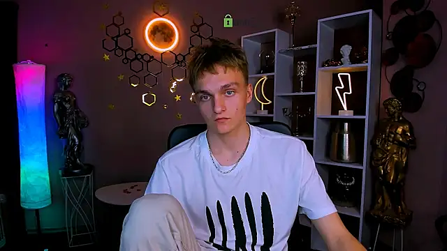 john_lik Webcam Show