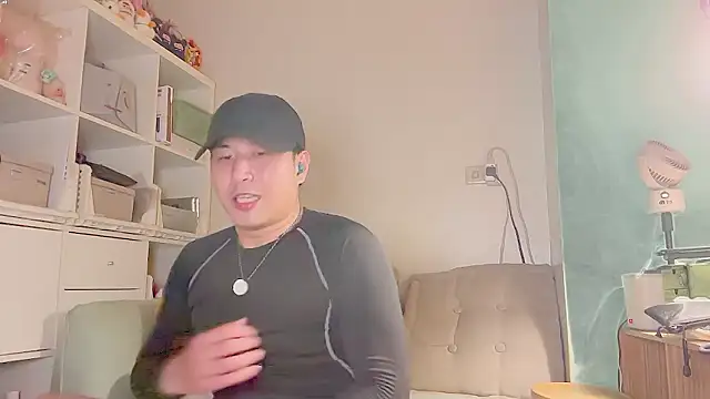 XXX chat uživo modela RC-Nox