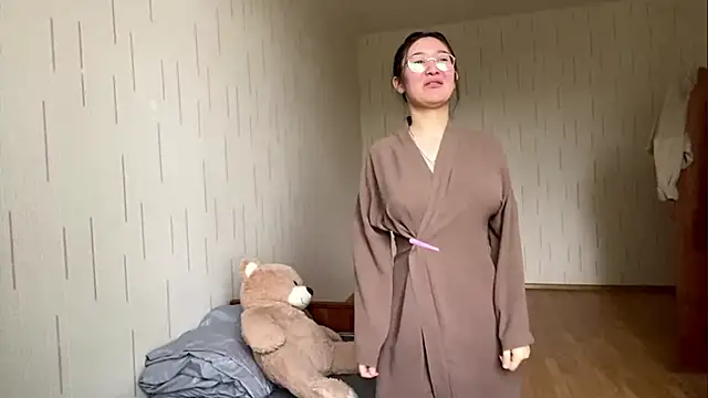 Czat XXX na żywo – YourMiIa