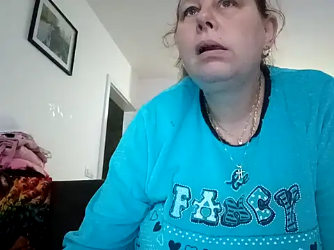 XXX chat uživo modela Jahudka47