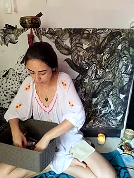 laurent369_ élő XXX-chatje