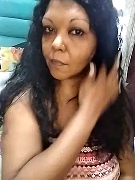 hemilynthomas2467 라이브 XXX 채팅