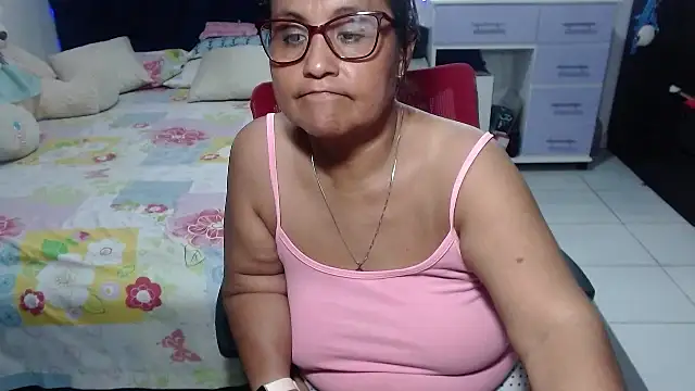 pervert_mommy_: онлайн-секс-чат