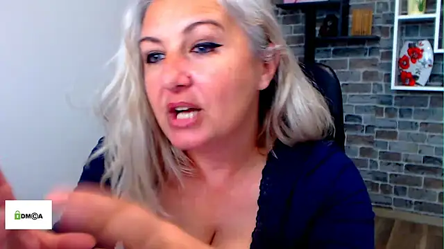 Czat XXX na żywo – angel_devil_milf