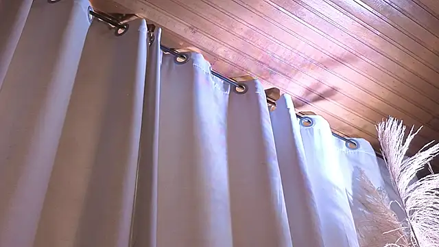 Chat +18 de JACKI_JO ao vivo