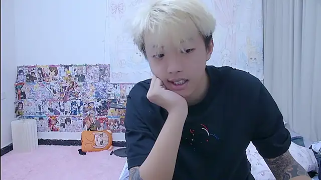 Chocolates-001 在線直播表演