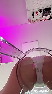 gumi_0418 – Kamerová šou