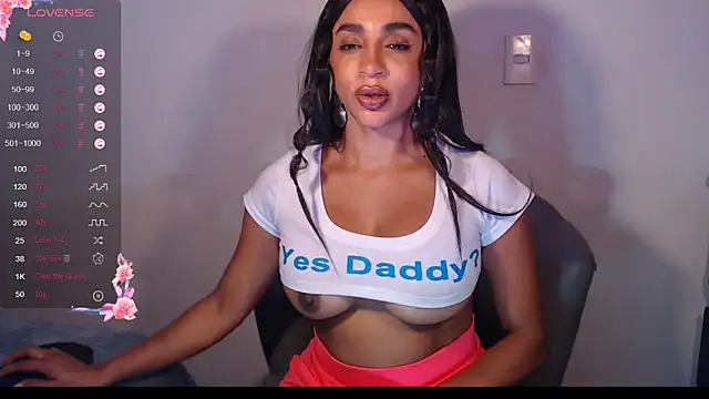 Chat XXX ao vivo de destinne_mill_