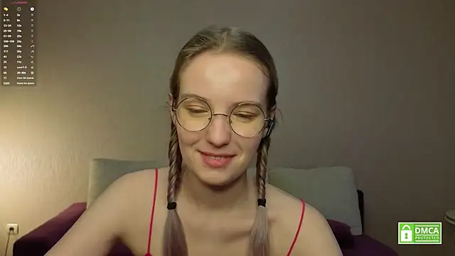 Chat +18 de HongTomczak ao vivo