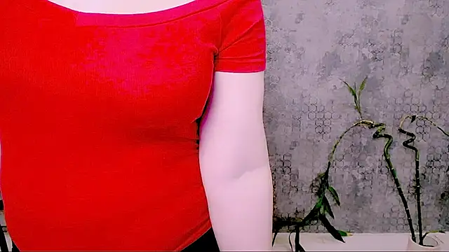 Djullia Chat XXX live