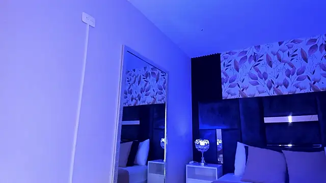 Amareto_ Chat XXX in diretta