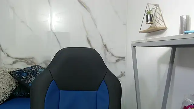 Lindsey8's Live XXX Chat