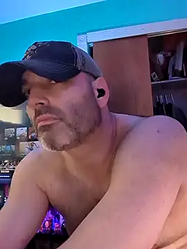 Novabear6996 Adlı Modelin Canlı XXX Sohbeti