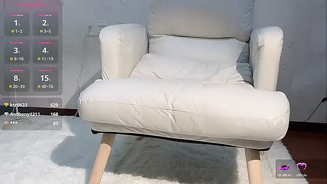 Chat XXX en directo de Tina-888188