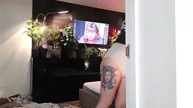 แชท XXX สดของ miss_preggie