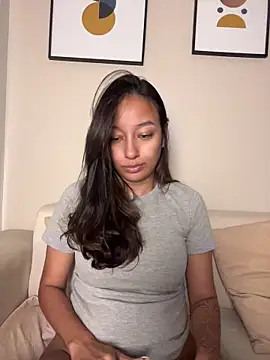 Chat +18 de DianaHopson ao vivo