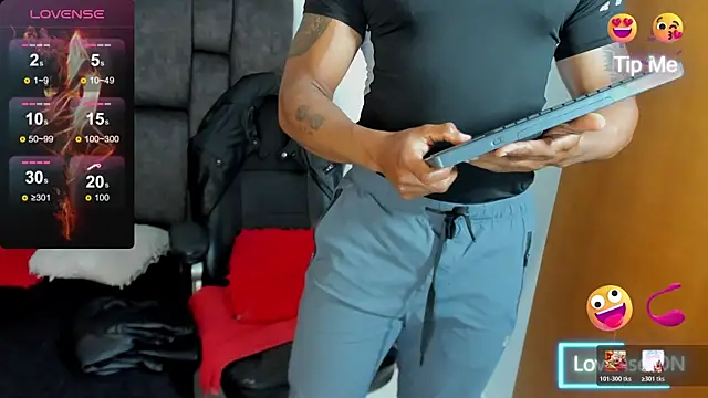 MattRodriguez9's Live XXX Chat