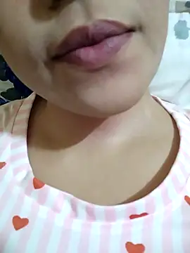 แชท XXX สดของ Anki-doll