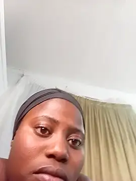 SweetCandy_95 élő XXX-chatje