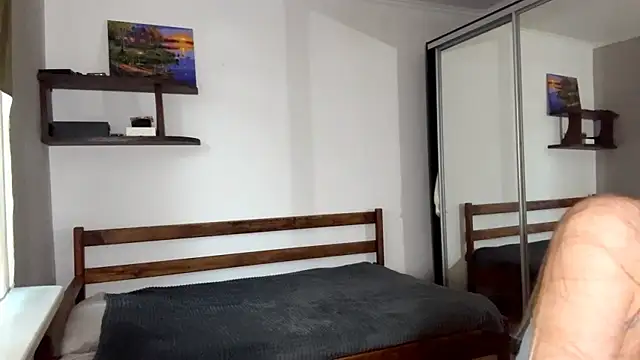 Show modela LessieKeisker na web-kameri