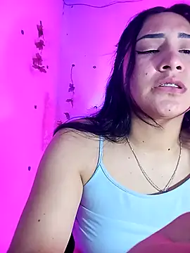 Emy_cutee Obrolan Langsung XXX