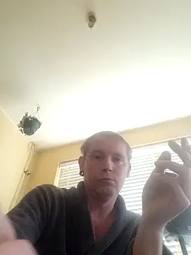 piercingpik Live XXX-chat