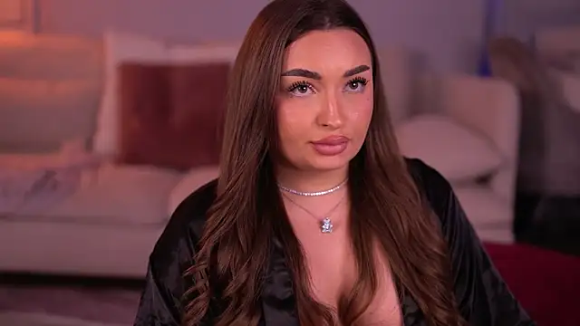 MillaSereneのウェブカメラショー