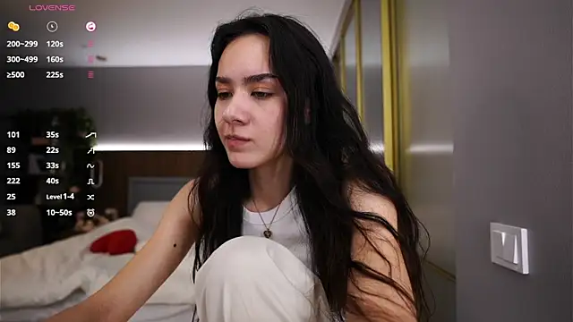 Chat +18 de MinnaWatwood ao vivo